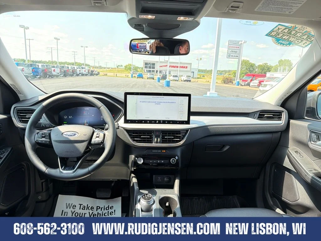 Used 2023 Gray Ford Platinum image 12