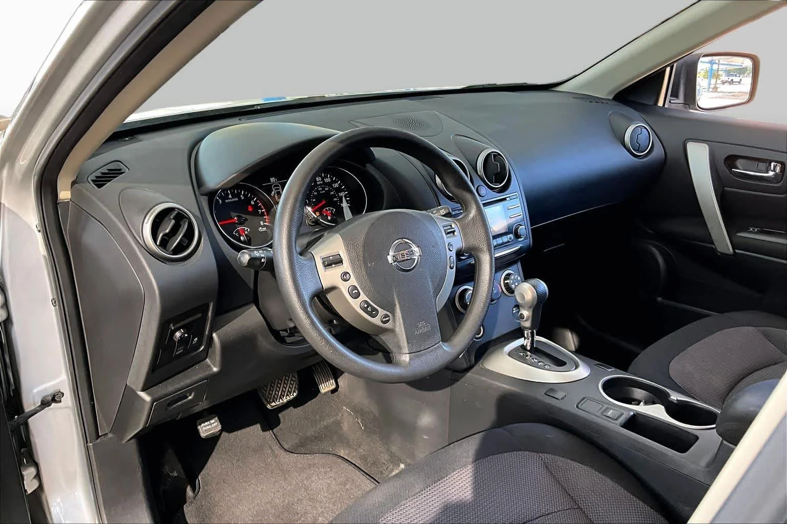 Used 2013 Brilliant Silver Nissan SV image 18