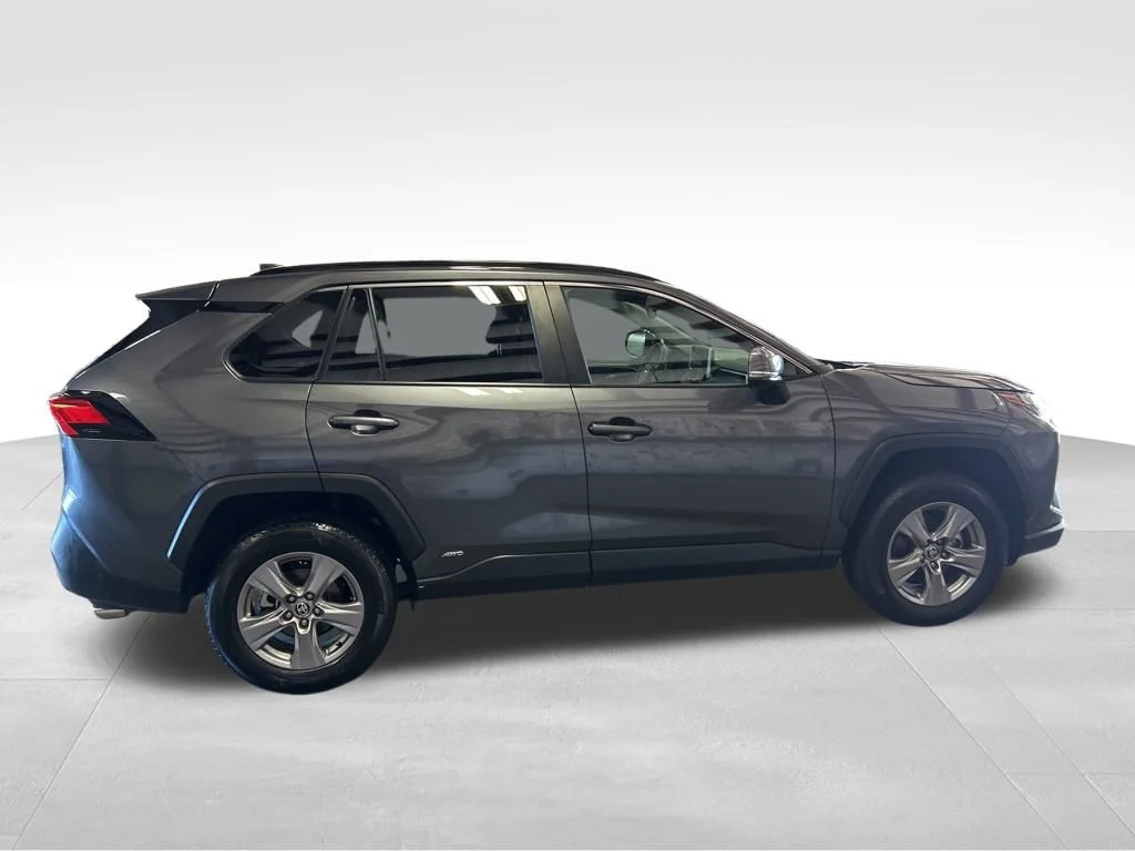 Used 2025 Gray Toyota XLE image 7