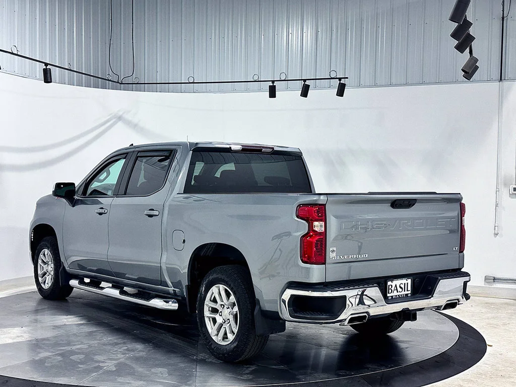 Used 2023 STERLING GRAY METALLIC Chevrolet LT image 14