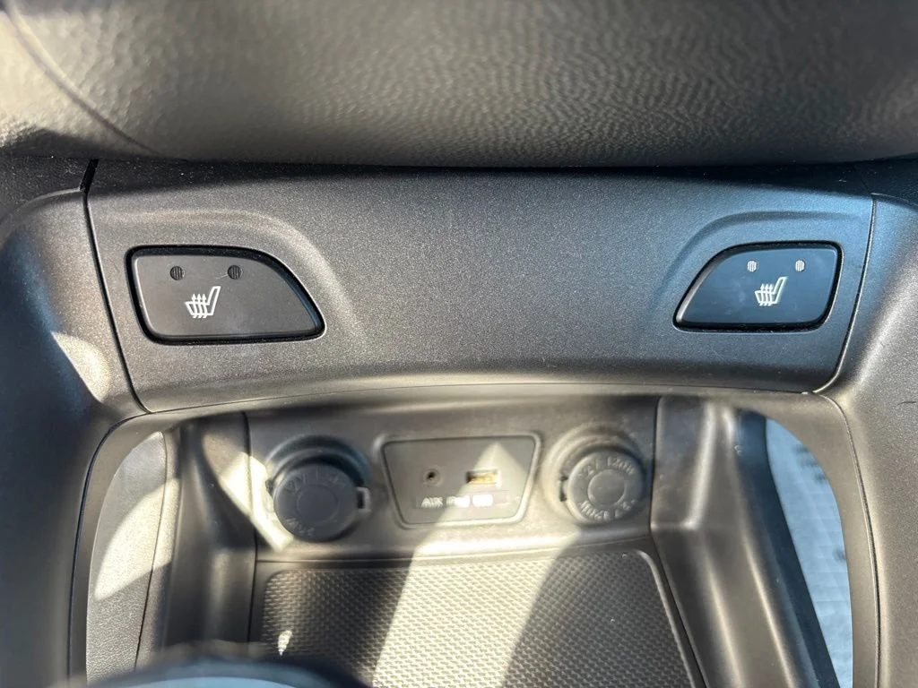 Used 2015 Gray Hyundai SE image 21