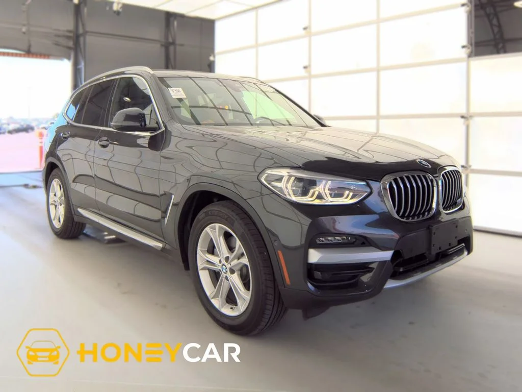 Used 2021 Gray BMW xDrive30i image 1