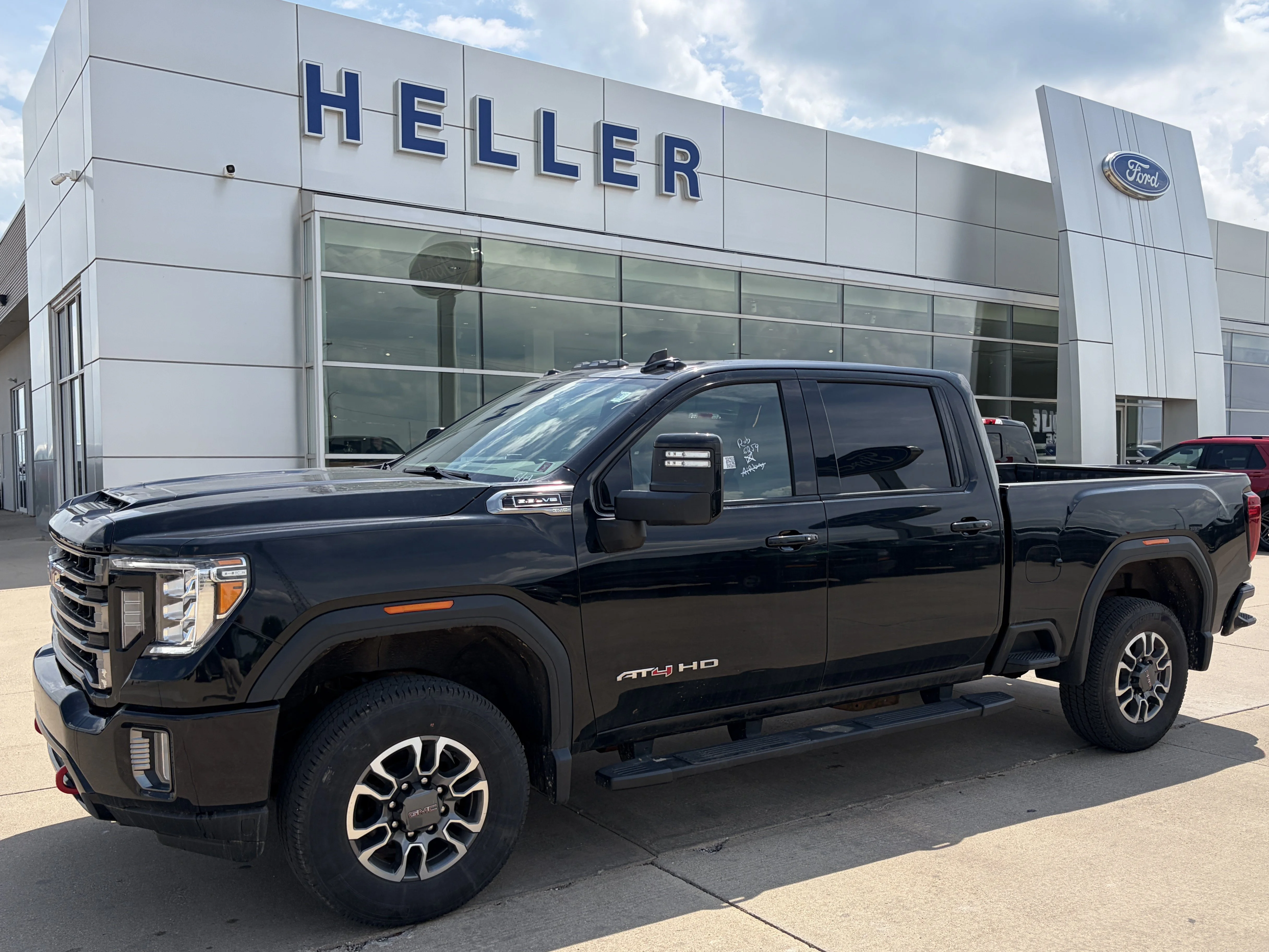 Used 2021 Black GMC AT4 image 3