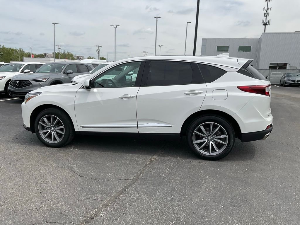 Used 2023  Acura Technology Package image 5