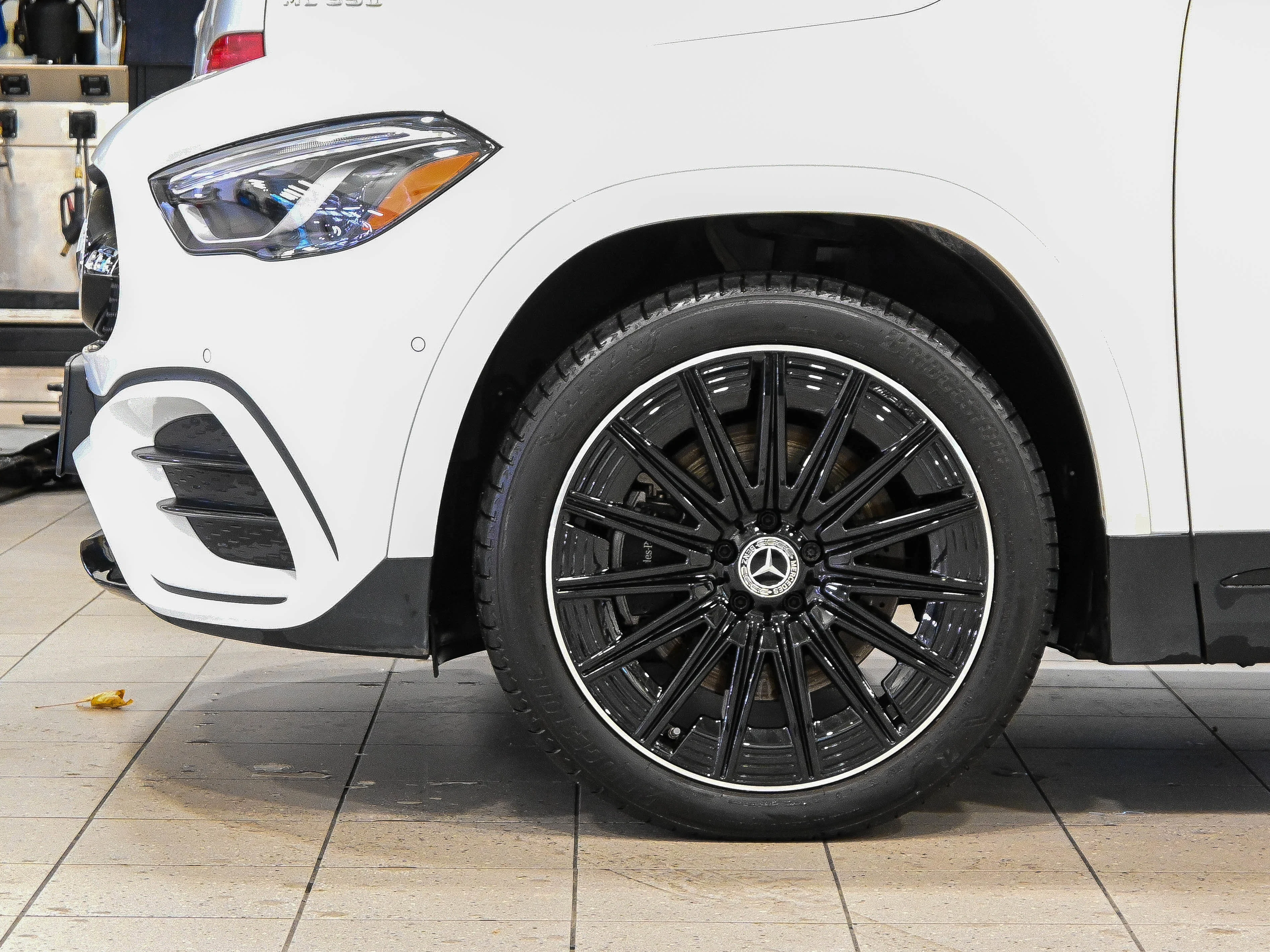 New 2025 Polar White Mercedes-Benz GLA 250 image 16