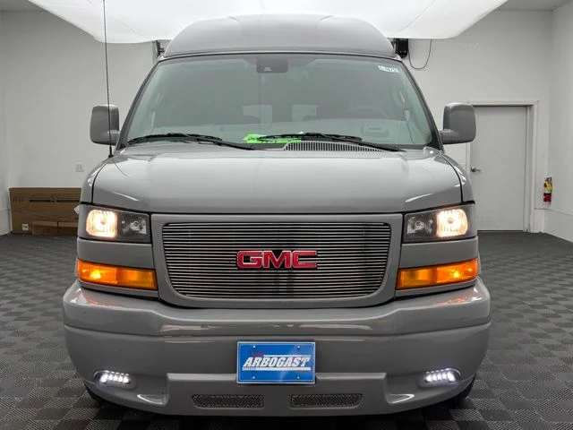 New 2026 Gray GMC Explorer Limited SE image 5