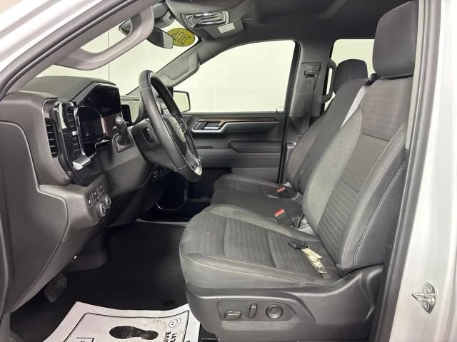 Used 2026 Summit White Chevrolet RST image 37