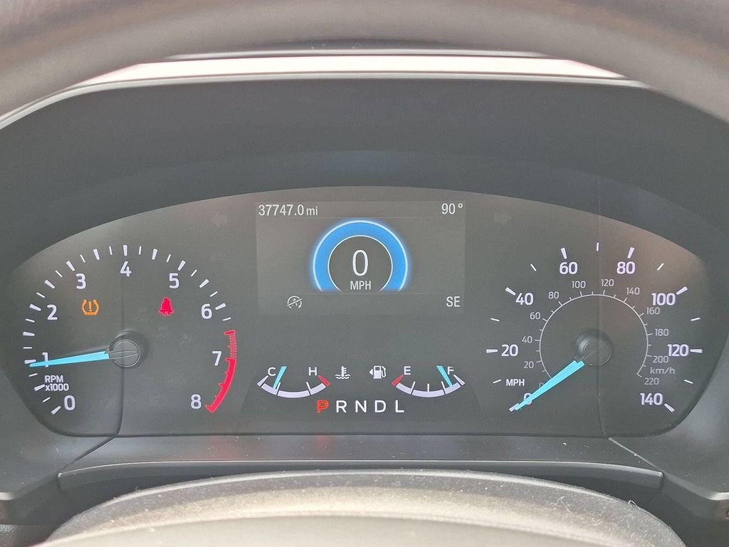 Used 2020 Green Ford SE image 14