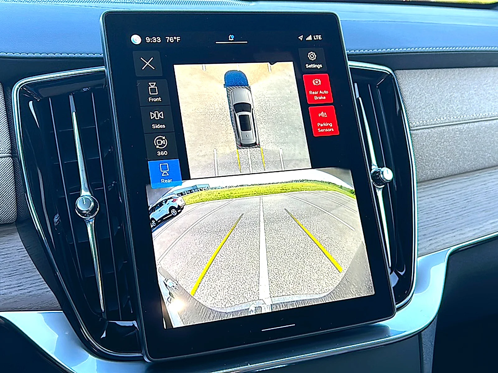 2025 Volvo XC90 Plus - Photo 24