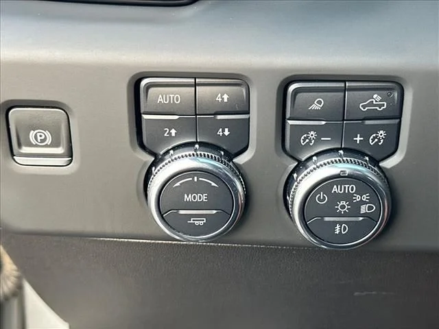 Certified Used 2025 Silver GMC AT4 image 24