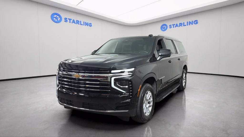 Used 2025 Black Chevrolet LT image 17