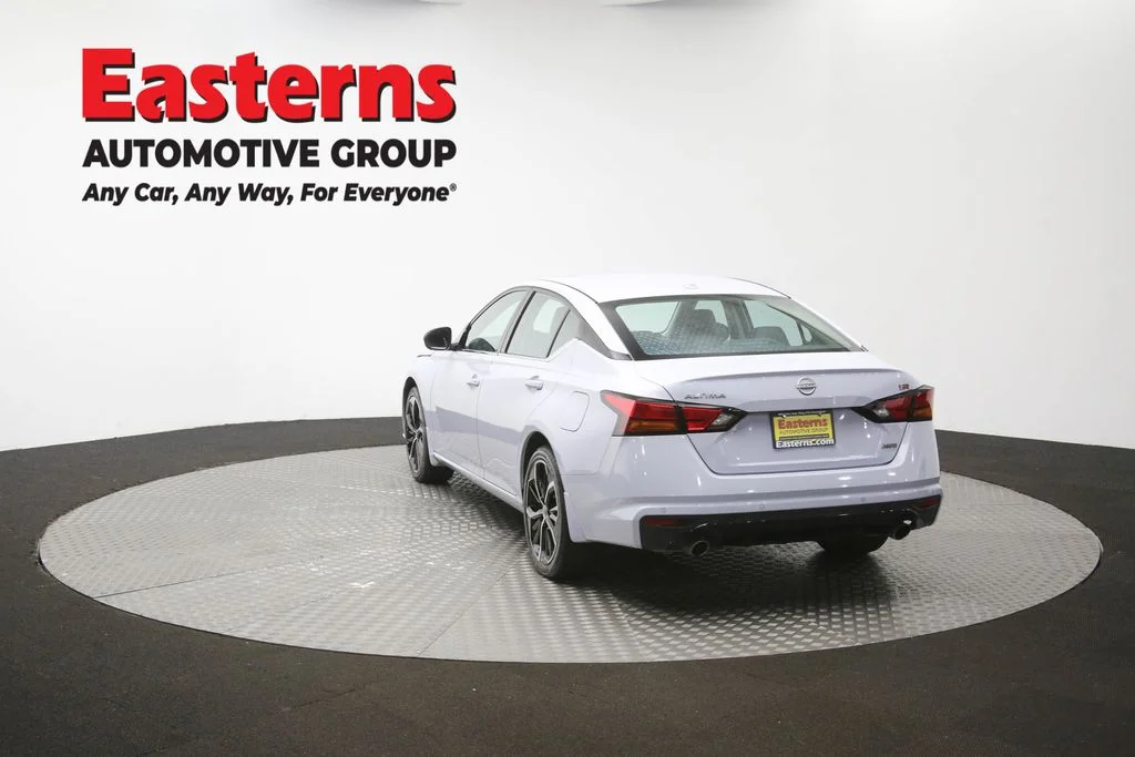 Used 2025 Gray Nissan 2.5 SR image 66