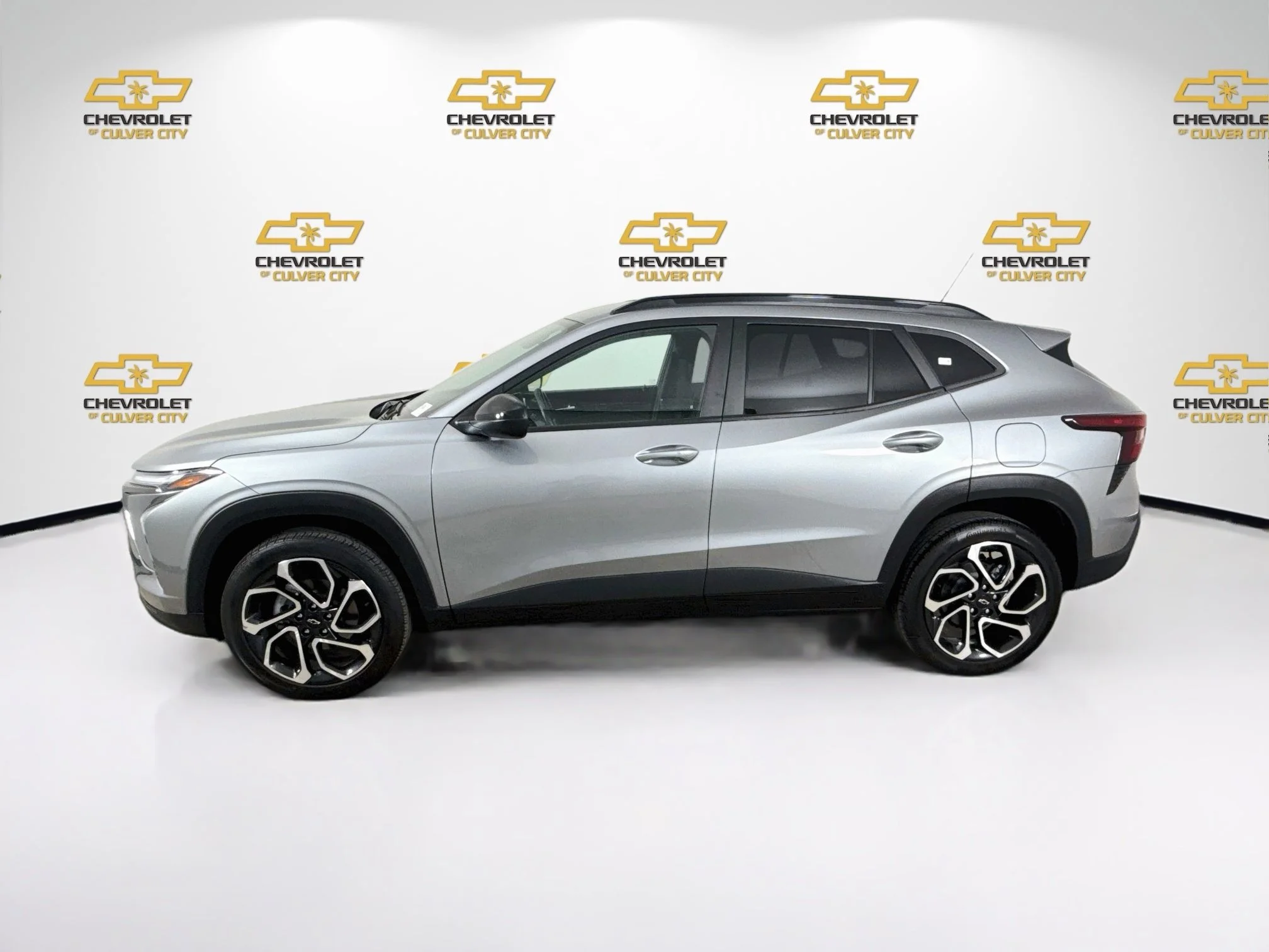 Used 2024 Sterling Gray Metallic Chevrolet 2RS image 5