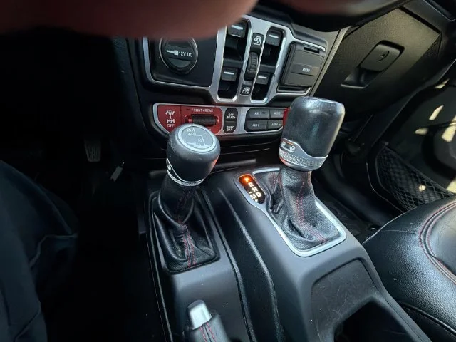 Used 2020 Gray Jeep Rubicon image 21