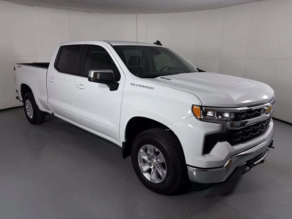 Used 2026 White Chevrolet LT image 2