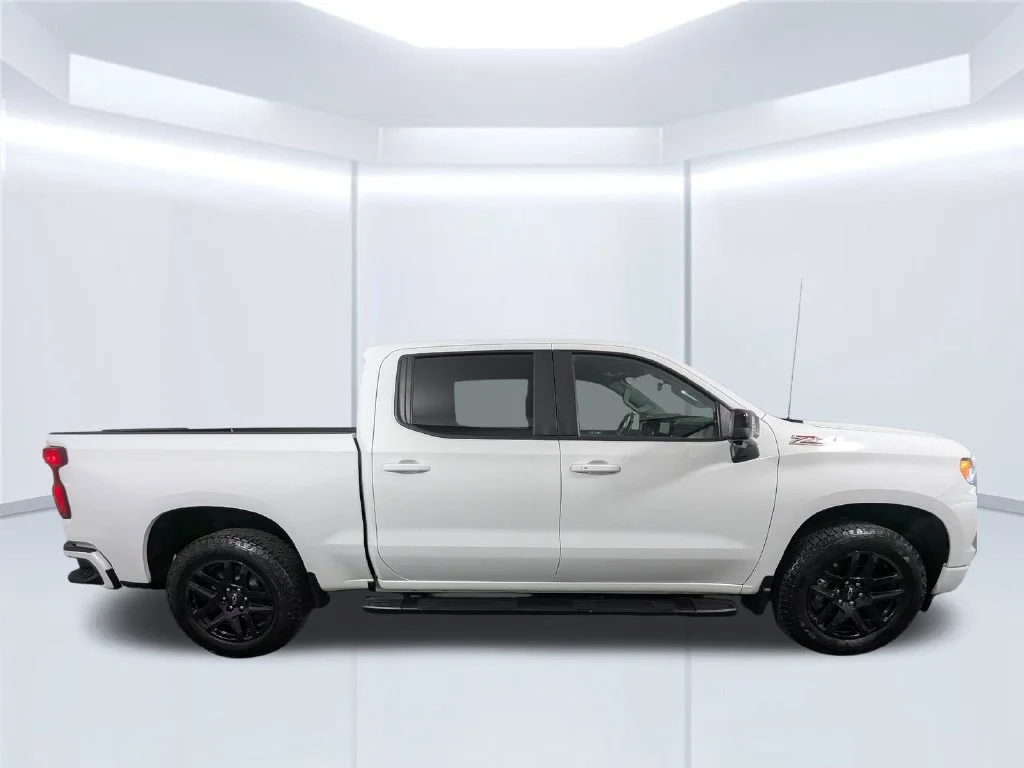 Certified Used 2024 White Chevrolet RST image 21