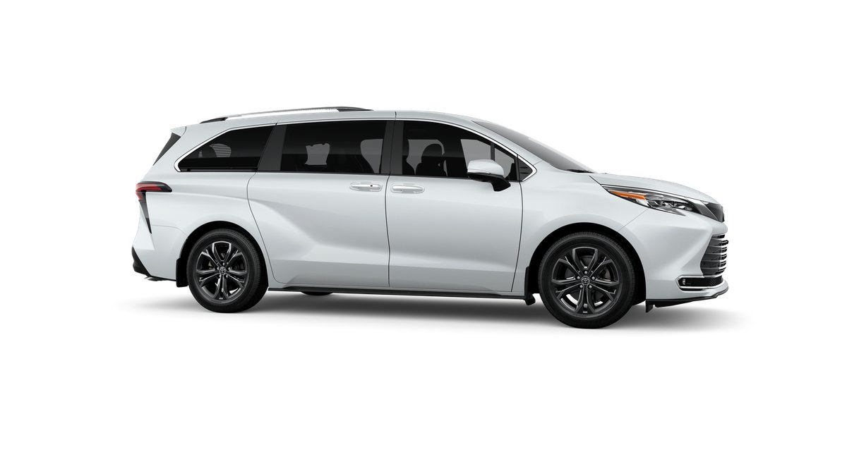 New 2026 Wind Chill Pearl Toyota Platinum image 35