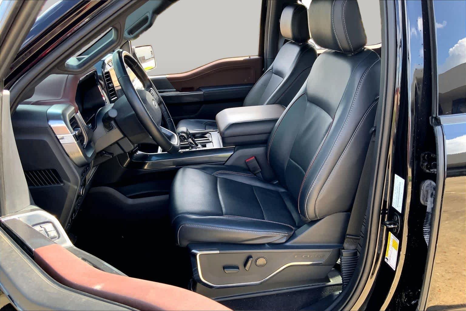 Certified Used 2023 Agate Black Metallic Ford LARIAT image 8