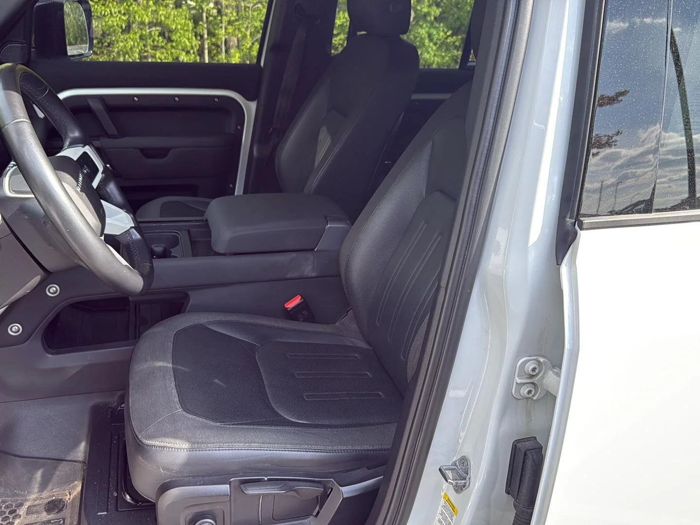 Used 2020 Fuji White Land Rover S image 12