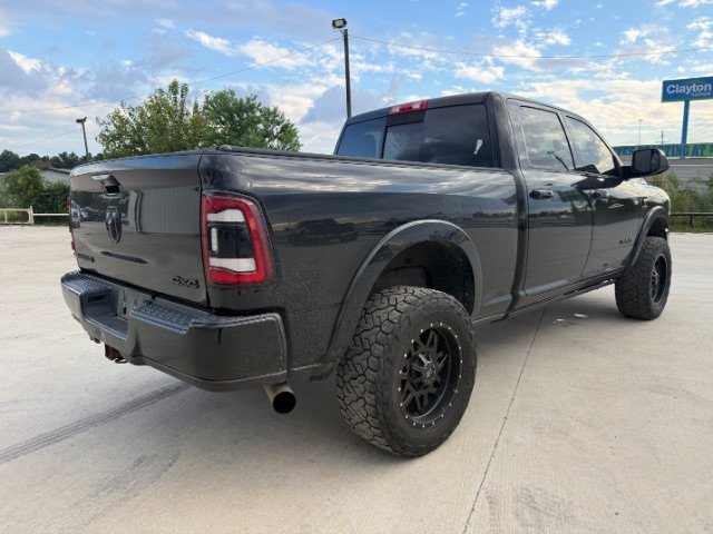 Used 2019 Diamond Black Crystal Pearlcoat Ram Laramie image 5