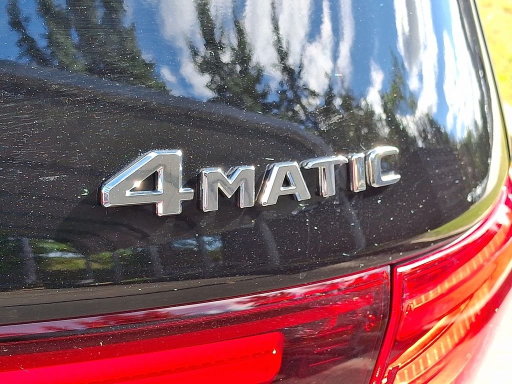 Certified Used 2025 Black Mercedes-Benz GLB 250 image 30
