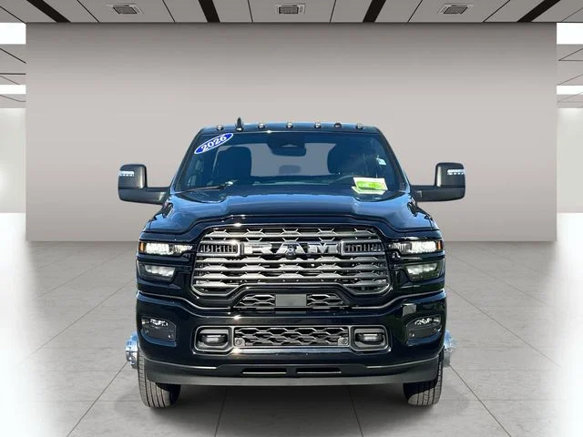 New 2026 Diamond Black Crystal Pearl-Coat Exterior Paint RAM Big Horn image 9