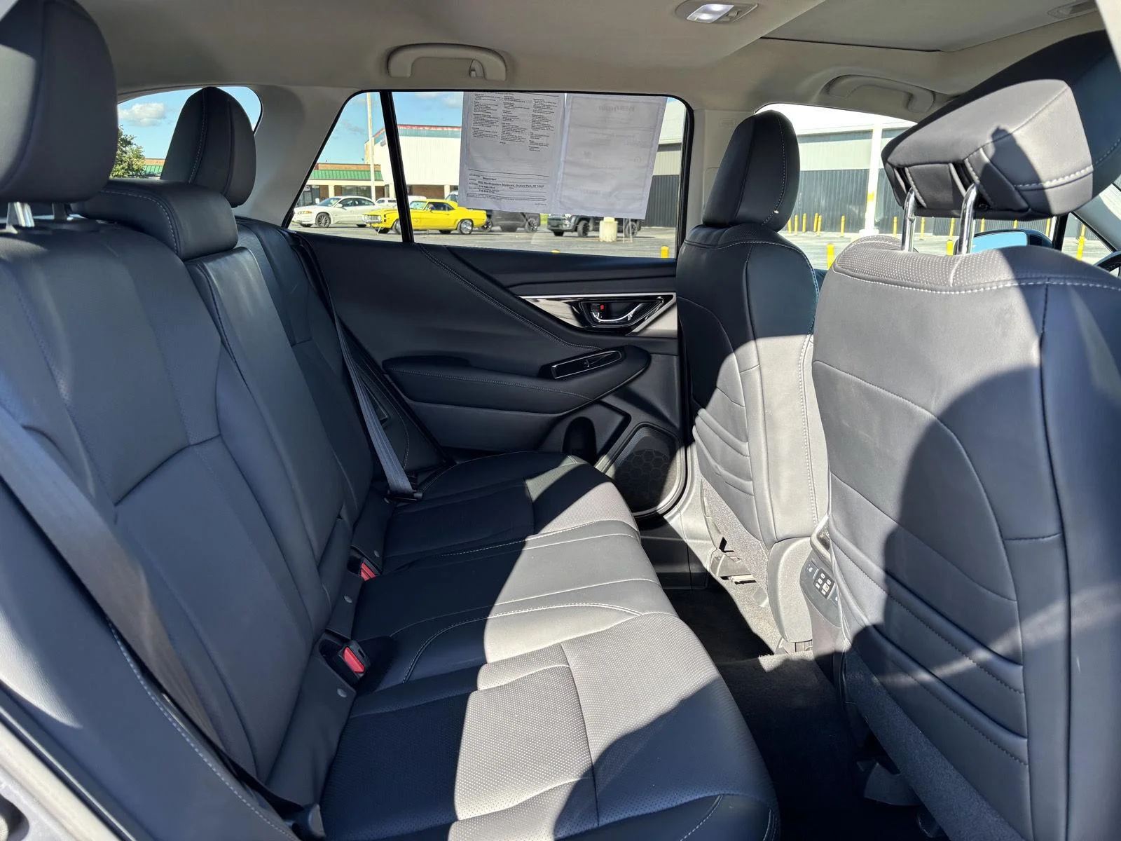 Used 2024  Subaru Limited image 35
