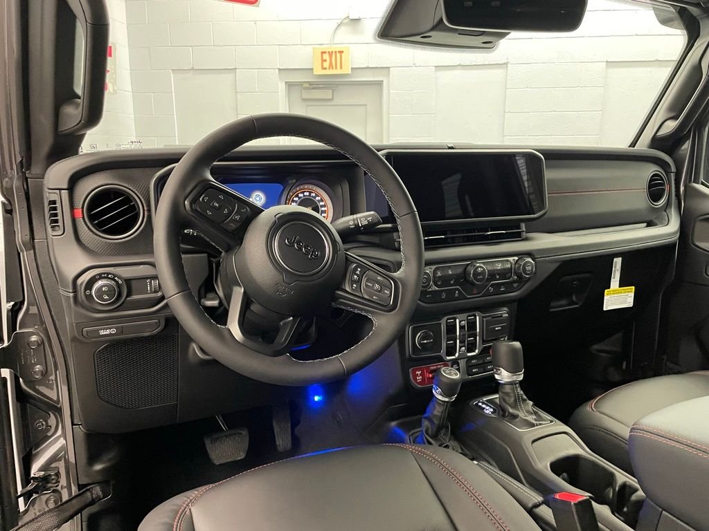 New 2026 Granite Crystal Metallic Clear-Coat Exterior Paint Jeep Rubicon X AEV JT370 image 17
