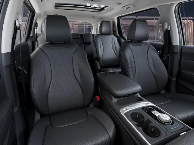New 2027 Ivory Silver Kia SX image 15