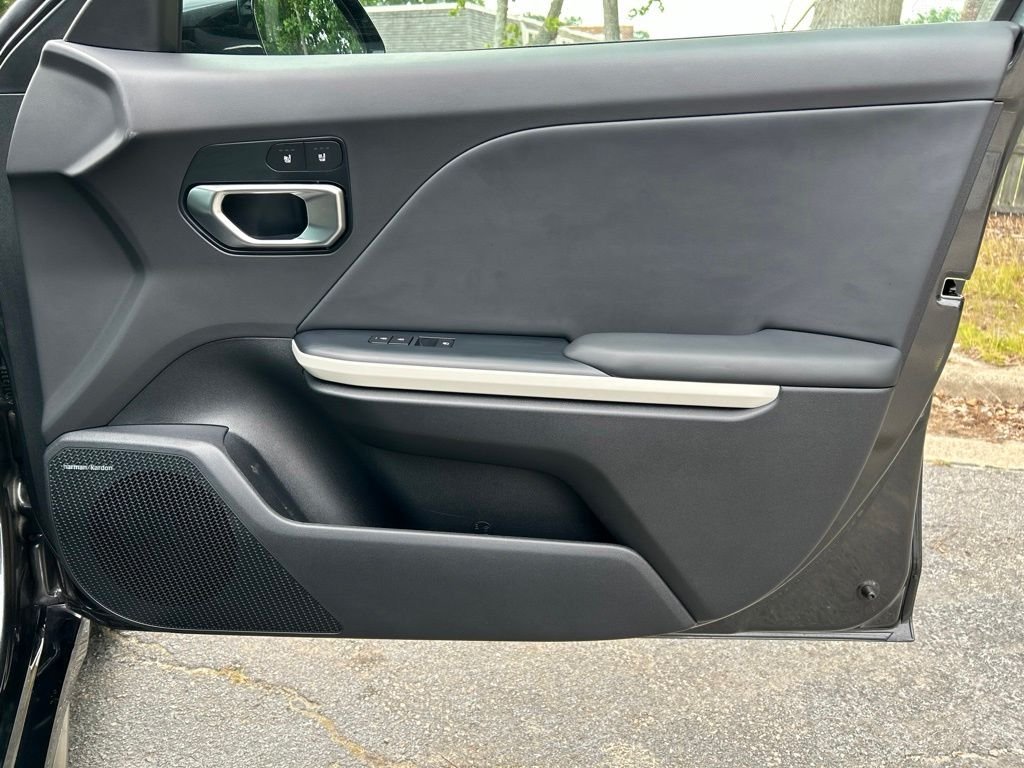 Used 2025 Gray Kia GT-Line image 27