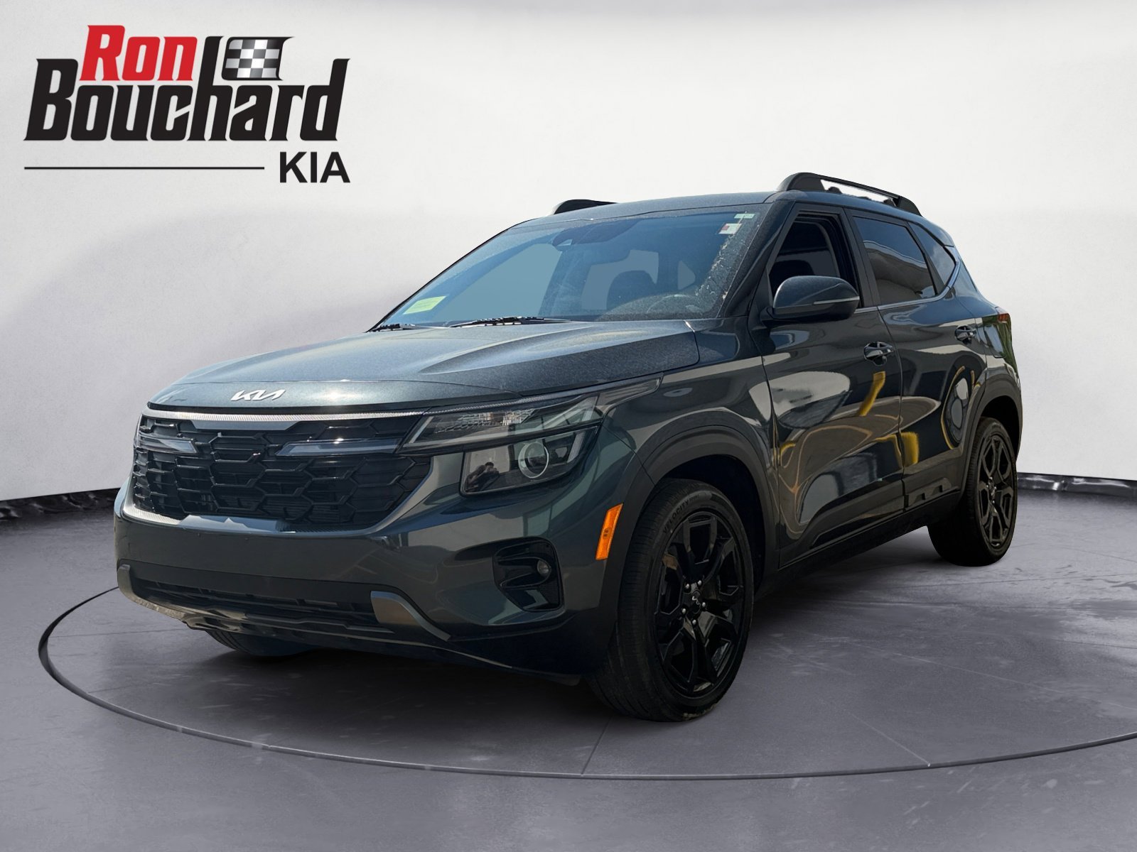 Certified Used 2024 Gravity Gray Kia X-Line image 5
