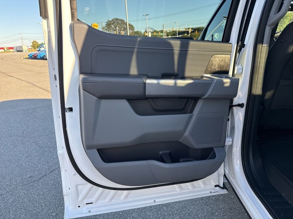 2023 Ford F-150 XLT - Photo 17
