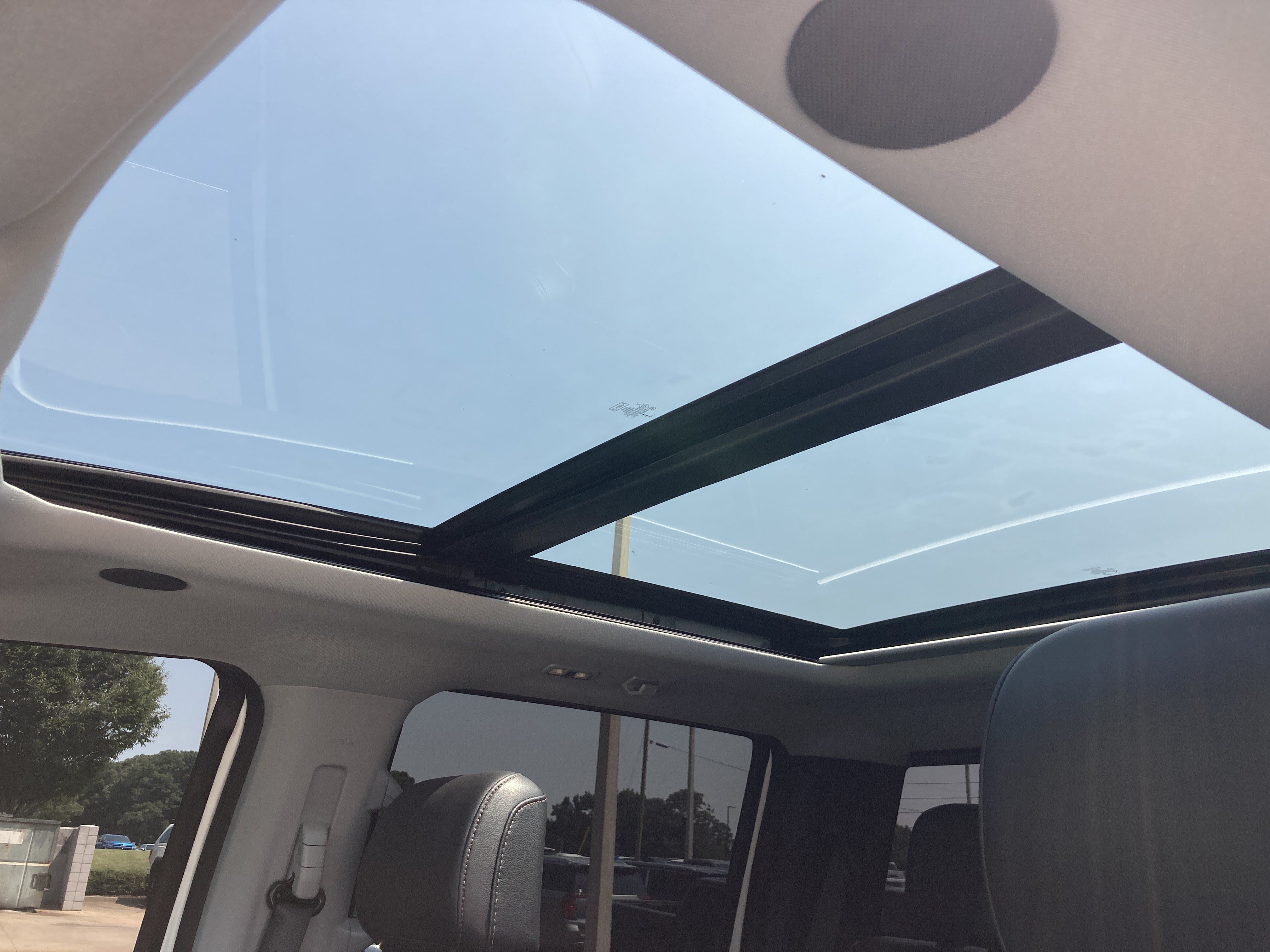 2025 Ford F-350 Super Duty Lariat - Photo 25