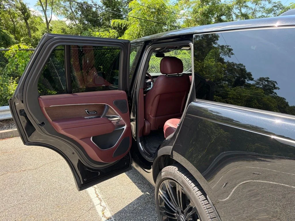 Certified Used 2025 Black Land Rover SE image 13