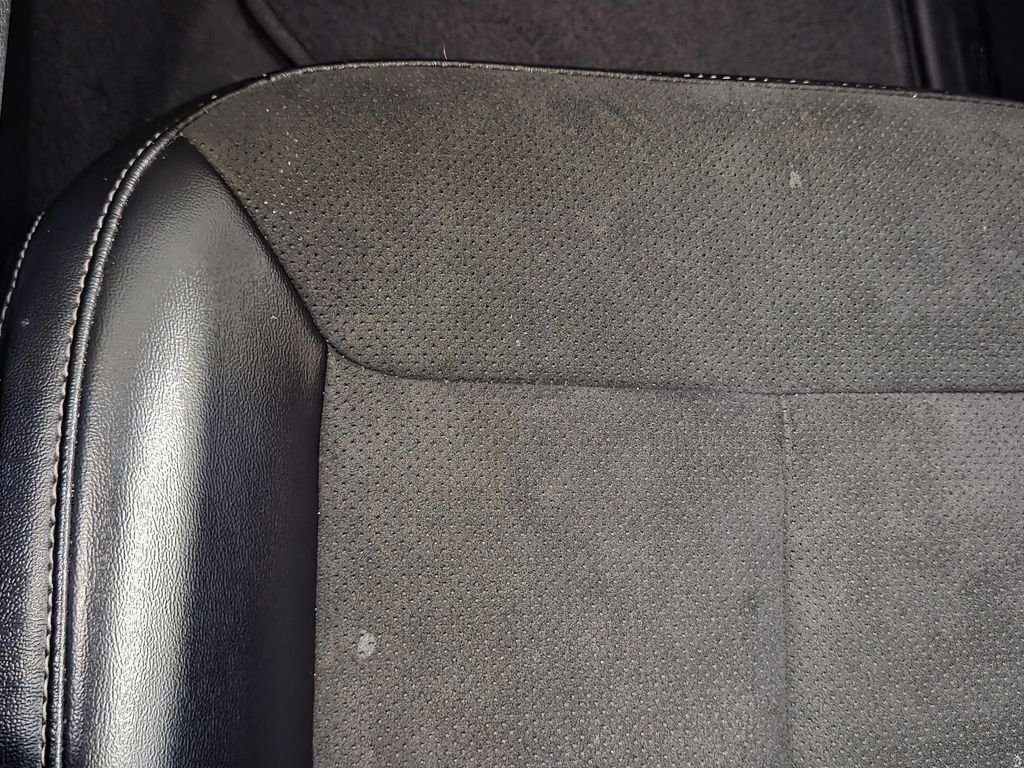 Used 2023 Black Jeep Altitude image 28