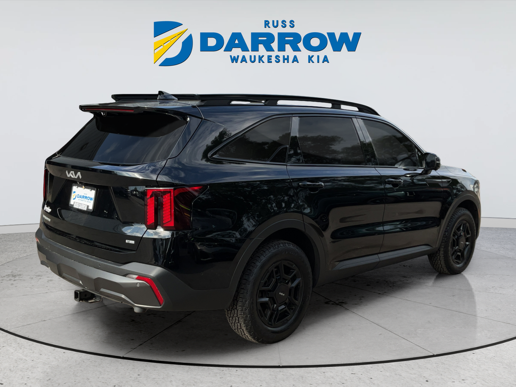 Used 2024 Black Kia X-Pro SX Prestige image 5