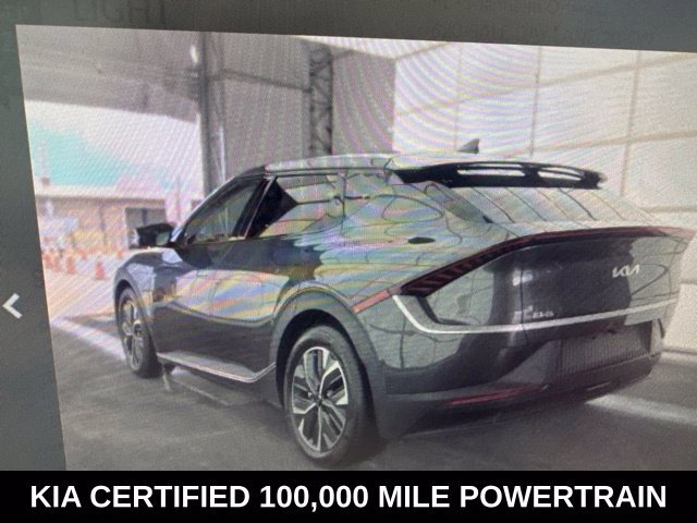 Used 2024 Gray Kia Light image 3