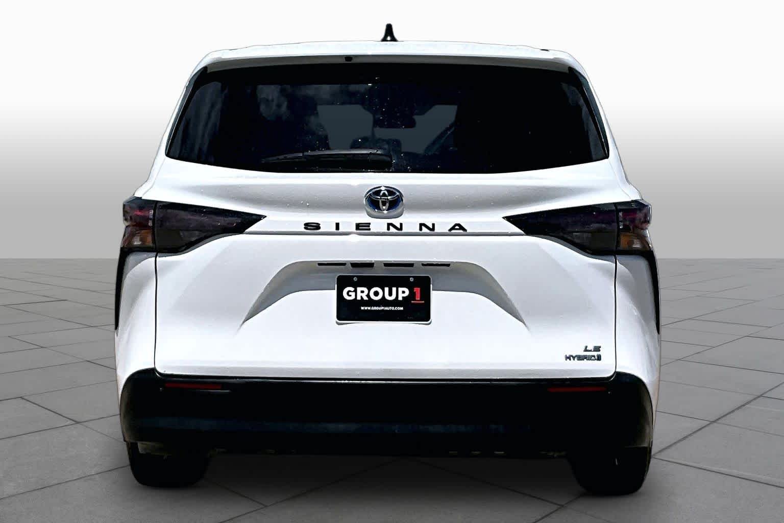 Used 2023 Ice Cap Toyota LE image 5