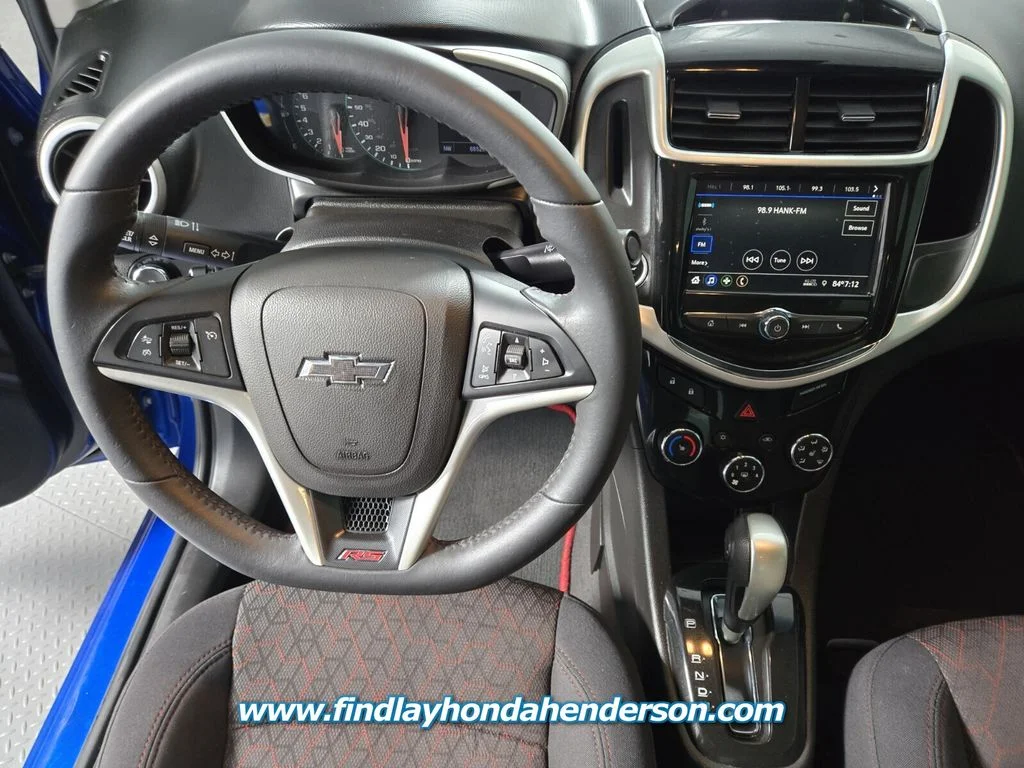 Used 2020 Blue Metallic Chevrolet LT image 17