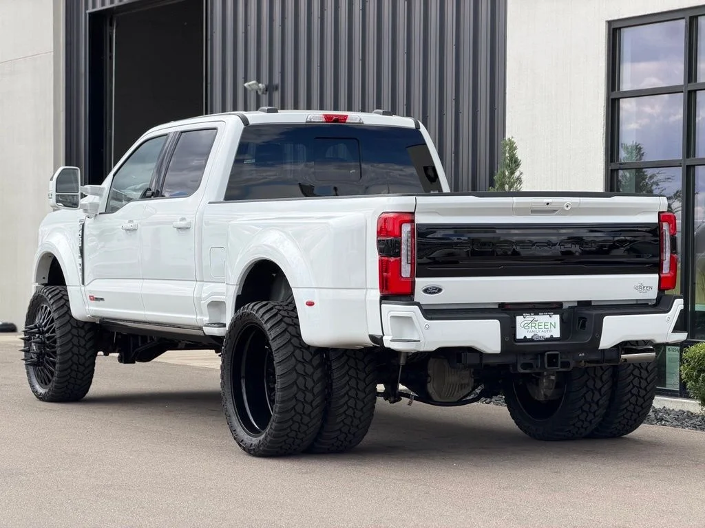 Used 2025 White Ford Platinum image 3