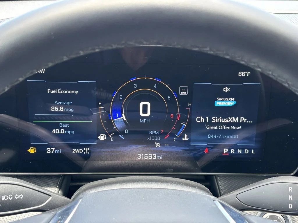Used 2026 Summit White Chevrolet LT image 27