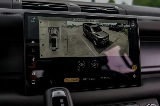 2025 Land Rover Defender V8 - Photo 29