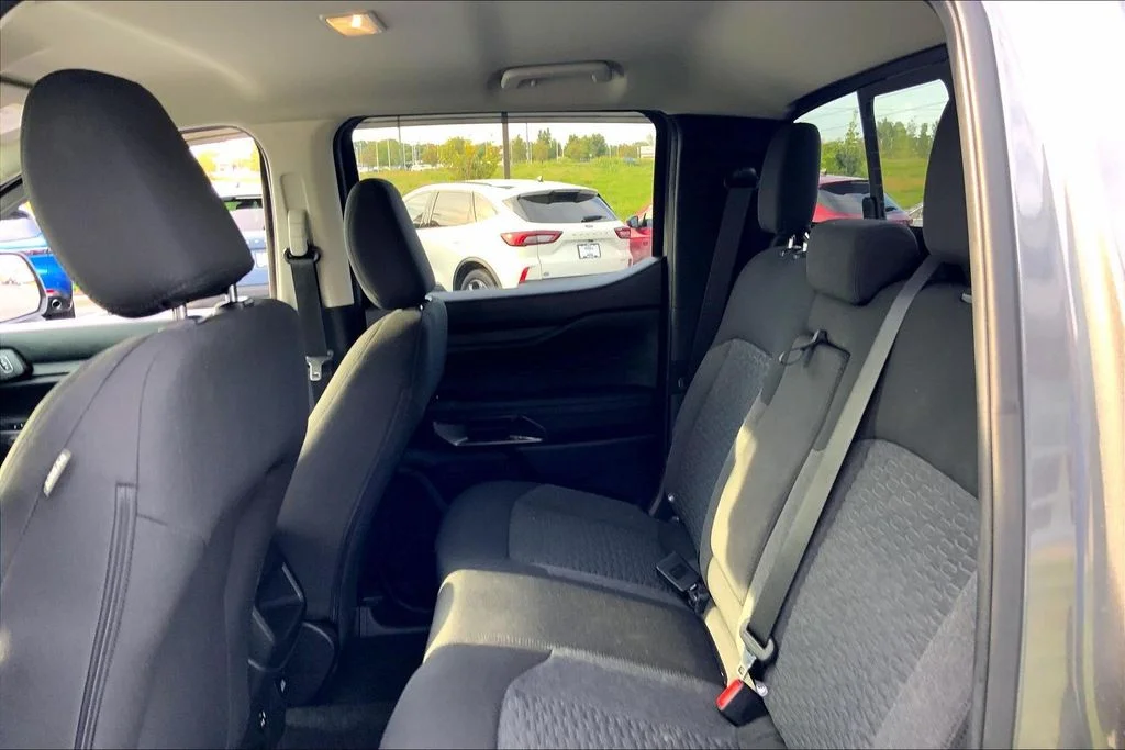 Used 2025 Gray Ford XLT image 11
