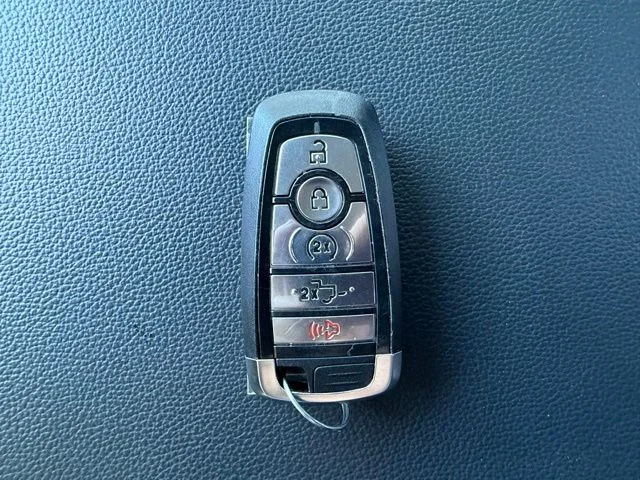 Used 2024 Black Ford XLT image 29