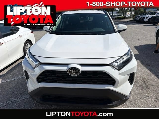 Used 2025 Ice Toyota XLE image 1
