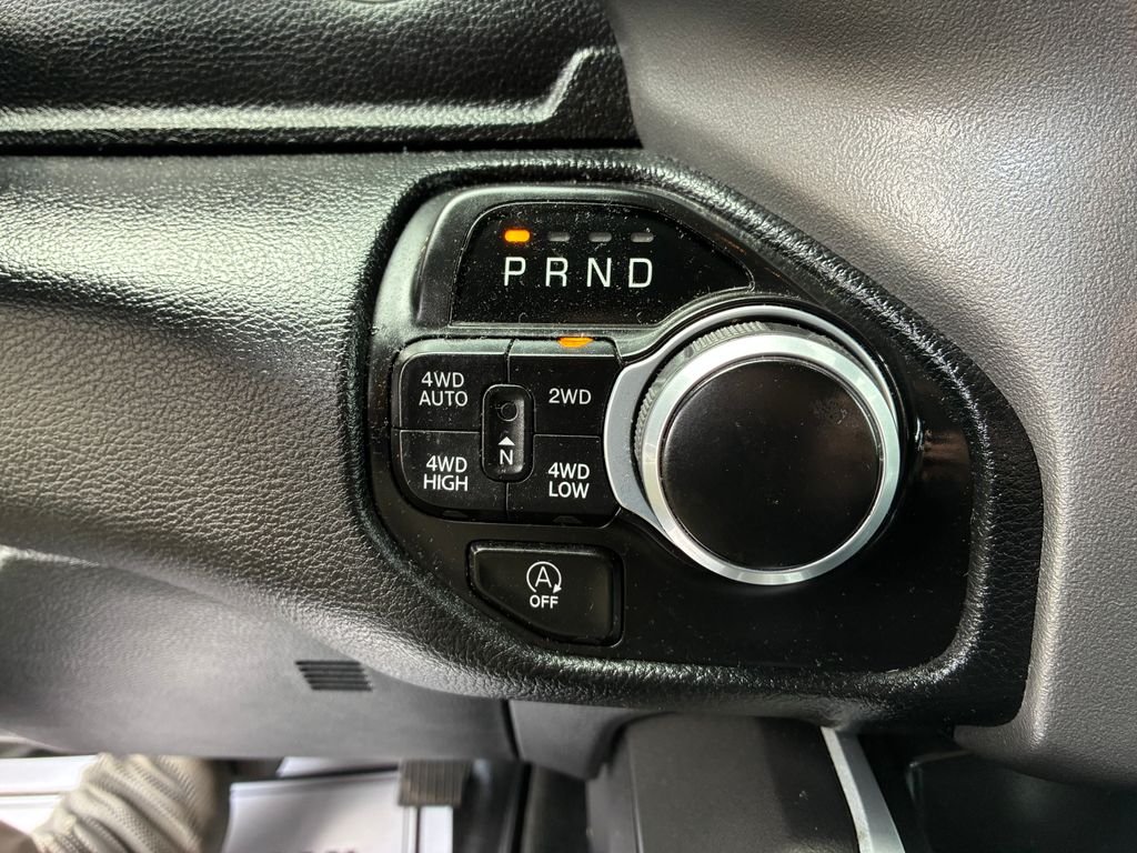 Used 2022 Black Ram Big Horn/Lone Star image 17