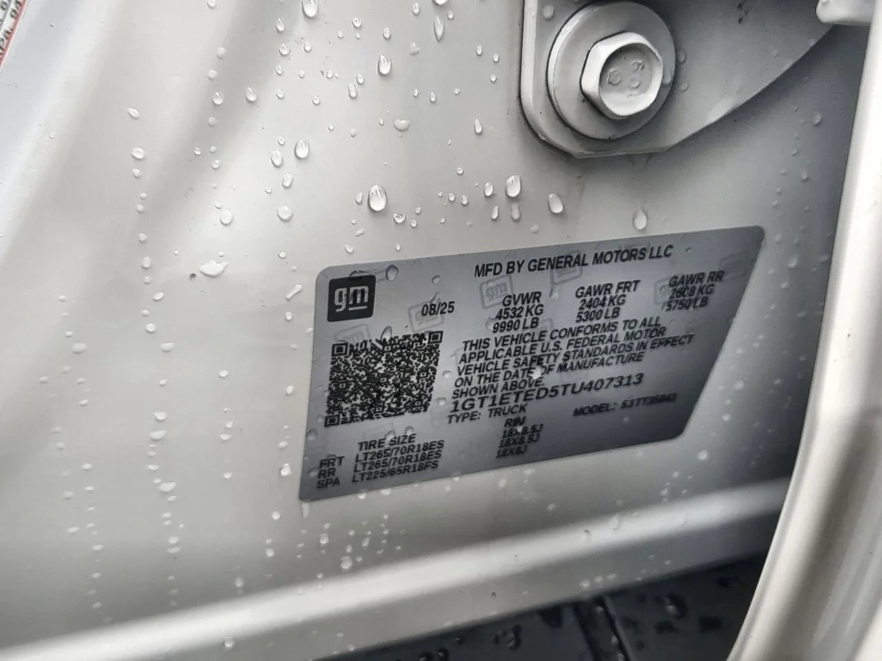 New 2026 Summit White GMC Elevation Extended Range image 33