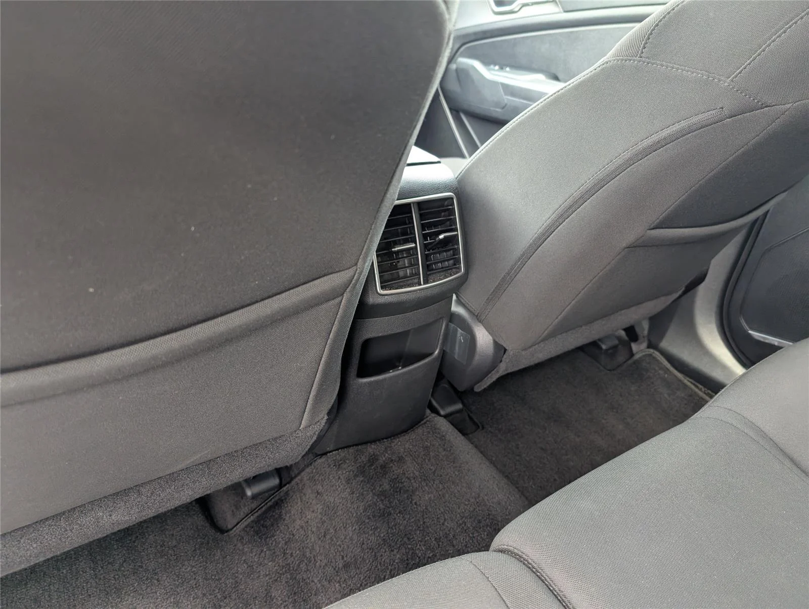 Used 2025 Steel Gray Kia LX image 31