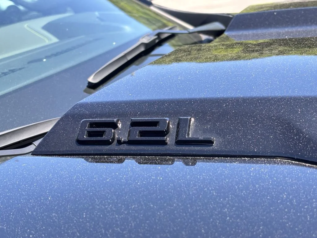 Used 2025 Black Chevrolet ZR2 image 13