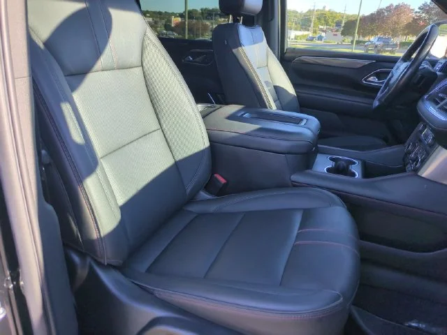 Used 2022 Black Chevrolet RST image 36